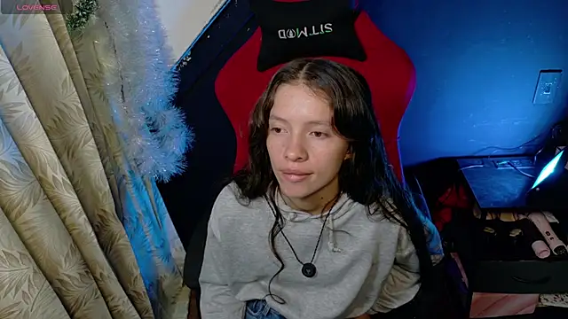 sweetdam12 online show from February 16, 2026, 8:18 pm