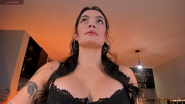 GiaFerrara online show from March 23, 2026, 7:47 pm