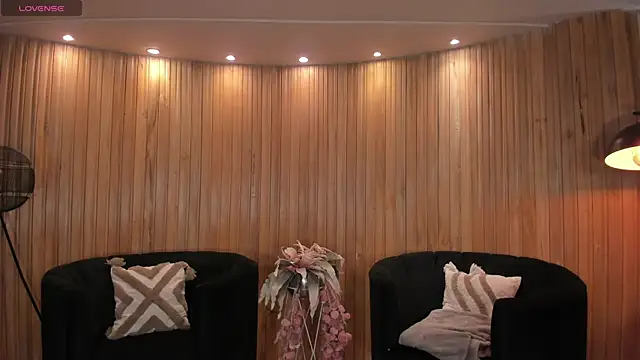 Snapshot of GiaFerrara chatting on February 4, 2026, 7:31 pm GiaFerrara online show from February 4, 2026, 7:31 pm