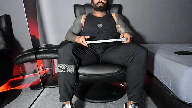 Brock hurn1 online show from December 14, 2025, 11:10 pm