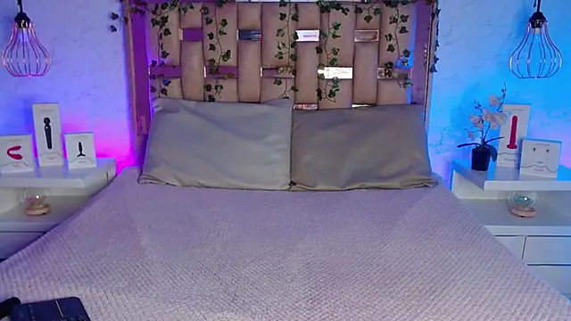 GigiVolkova online show from March 10, 2025, 12:18 am