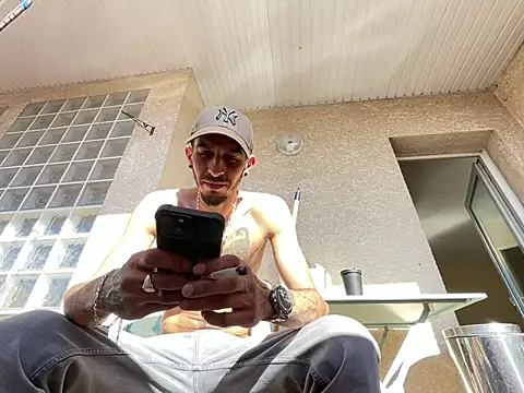 Rebeu313 online show from April 7, 2026, 3:47 pm