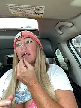 sunshinekisses online show from March 7, 2026, 6:13 pm