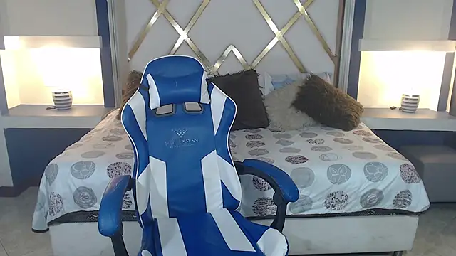 Snapshot of Perla_prg chatting on March 1, 2025, 1:07 pm Perla prg online show from March 1, 2025, 1:07 pm