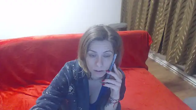 Snapshot of AngelAndDevil92 chatting on January 31, 2025, 7:18 pm AngelAndDevil92 online show from January 31, 2025, 7:18 pm