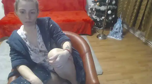 Snapshot of AngelAndDevil92 chatting on January 18, 2025, 7:15 pm AngelAndDevil92 online show from January 18, 2025, 7:15 pm