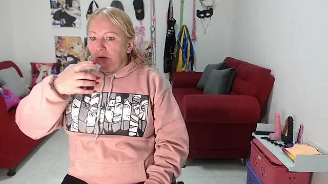 emperabigbootybigass online show from September 29, 2025, 12:55 pm