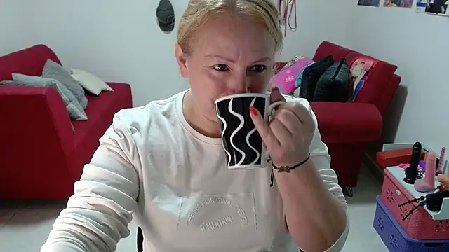 emperabigbootybigass online show from January 14, 2026, 12:20 pm