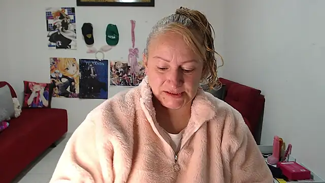 emperabigbootybigass online show from September 19, 2025, 12:20 pm