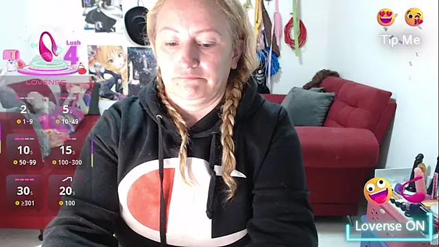 emperabigbootybigass online show from October 31, 2025, 12:24 pm