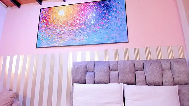 nova lane online show from April 8, 2026, 7:59 pm