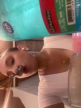 nova lane online show from March 27, 2026, 7:26 pm