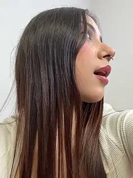 Emily Clark1 online show from September 18, 2025, 5:21 am