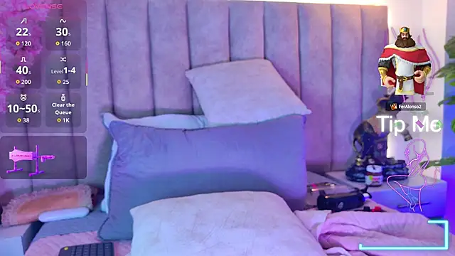 LizSheibaum online show from September 12, 2025, 7:13 pm