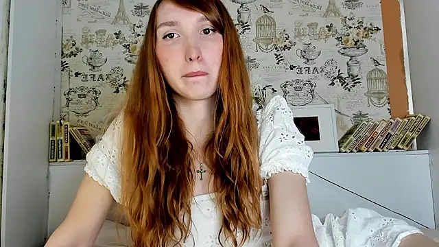 LisaIcon online show from February 21, 2026, 3:41 am