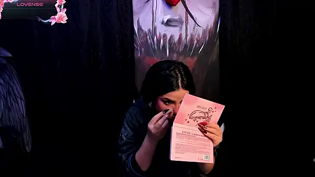 Kylie-fox online show from October 9, 2025, 12:00 am