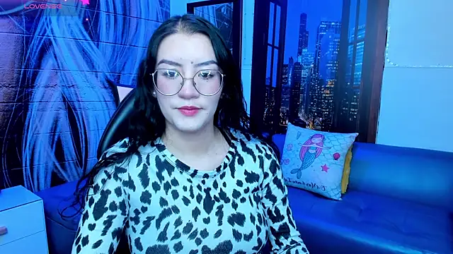 Violetaa diazz online show from March 15, 2025, 8:10 pm