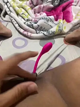 ANYLU19 online show from January 19, 2025, 3:39 am