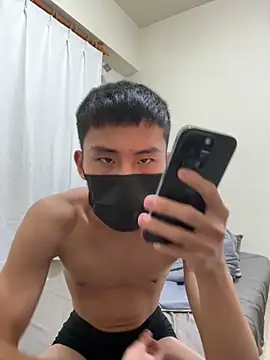 Snapshot of Benson18y chatting on January 6, 2025, 4:55 pm Benson18y online show from January 6, 2025, 4:55 pm
