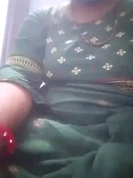 Snapshot of Cute-Pammi1 chatting on December 17, 2024, 2:22 pm Cute-Pammi1 online show from December 17, 2024, 2:22 pm