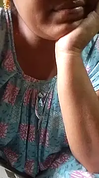 Snapshot of Cute-Pammi1 chatting on December 8, 2024, 5:06 am Cute-Pammi1 online show from December 8, 2024, 5:06 am