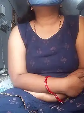 Snapshot of Cute-Pammi1 chatting on December 13, 2024, 4:22 am Cute-Pammi1 online show from December 13, 2024, 4:22 am