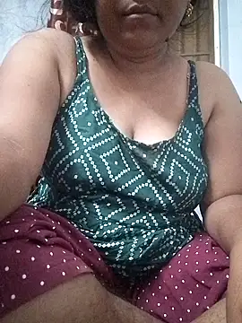 Snapshot of Cute-Pammi1 chatting on December 8, 2024, 1:30 am Cute-Pammi1 online show from December 8, 2024, 1:30 am