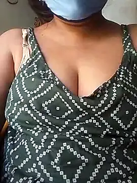 Snapshot of Cute-Pammi1 chatting on December 9, 2024, 8:44 am Cute-Pammi1 online show from December 9, 2024, 8:44 am