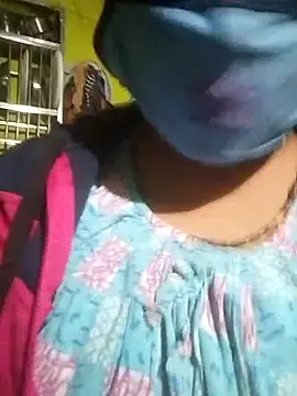 Snapshot of Cute-Pammi1 chatting on December 15, 2024, 2:37 pm Cute-Pammi1 online show from December 15, 2024, 2:37 pm