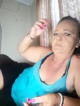 Snapshot of Kimmyb777 chatting on February 3, 2026, 3:28 pm Kimmyb777 online show from February 3, 2026, 3:28 pm