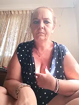 Snapshot of Kimmyb777 chatting on February 20, 2026, 8:16 am Kimmyb777 online show from February 20, 2026, 8:16 am