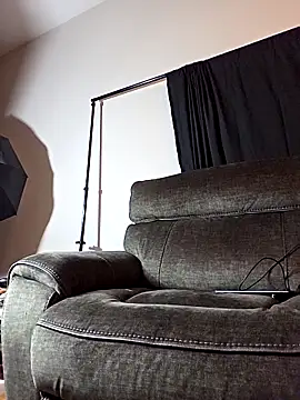 Snapshot of FragrantWind5 chatting on November 1, 2025, 2:18 am FragrantWind5 online show from November 1, 2025, 2:18 am