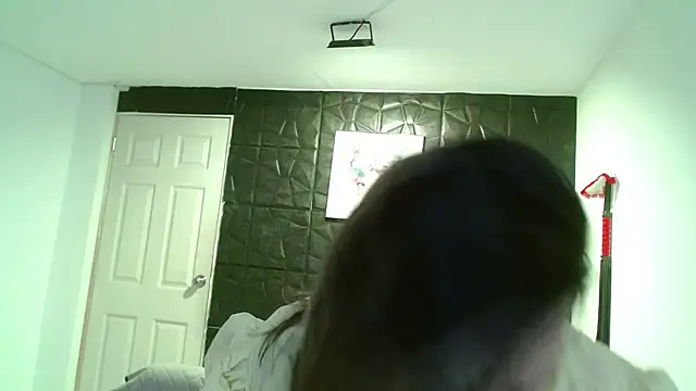 CINTHIA1609 online show from September 10, 2025, 8:19 pm