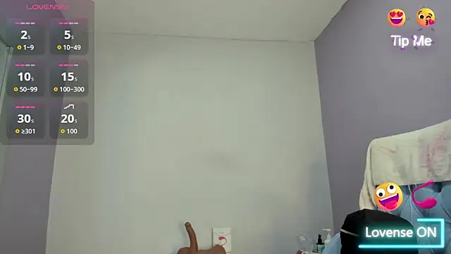  candy jade  online show from November 30, 2025, 11:55 am