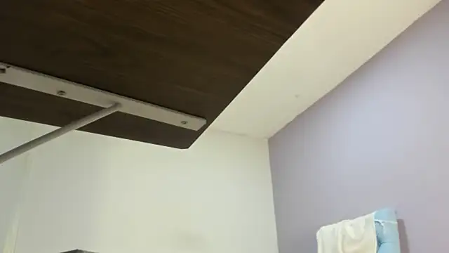  candy jade  online show from January 6, 2026, 11:58 am