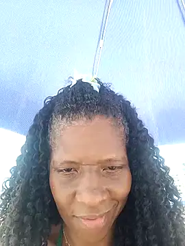 Snapshot of Luhma_hot chatting on April 27, 2026, 3:21 pm Luhma hot online show from April 27, 2026, 3:21 pm