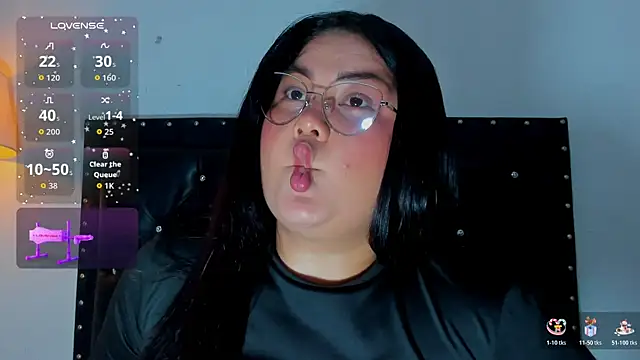 victoriajk online show from March 23, 2026, 11:37 pm