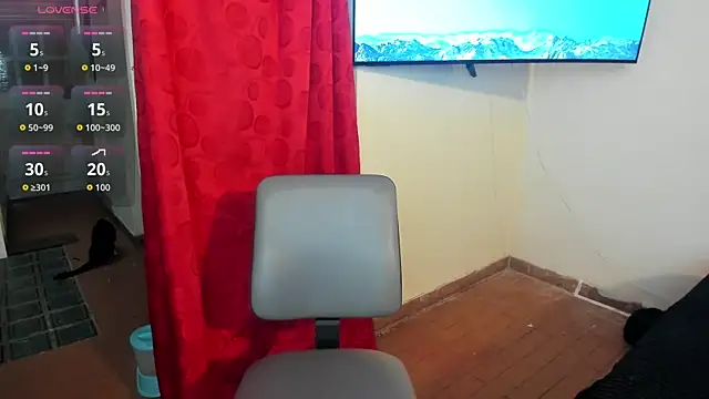 Sofi F w online show from April 15, 2026, 8:20 pm