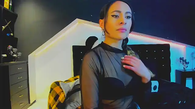 Snapshot of Coral_Gibson chatting on March 22, 2025, 9:34 am Coral Gibson online show from March 22, 2025, 9:34 am