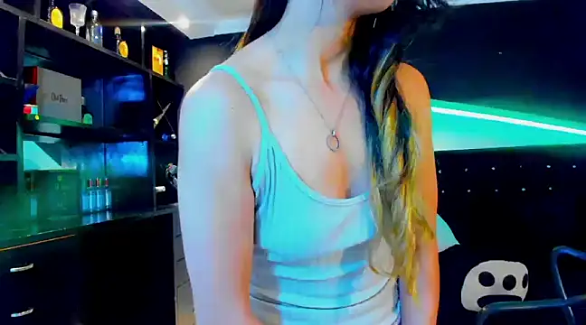 Snapshot of Coral_Gibson chatting on March 4, 2025, 6:39 pm Coral Gibson online show from March 4, 2025, 6:39 pm
