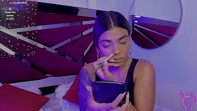 GiaFu online show from April 17, 2026, 6:22 pm