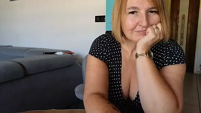 Sandcoq online show from July 14, 2026, 10:21 am
