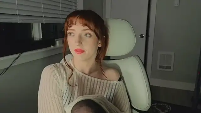 Snapshot of foxxyyyred chatting on January 12, 2026, 7:04 am foxxyyyred online show from January 12, 2026, 7:04 am