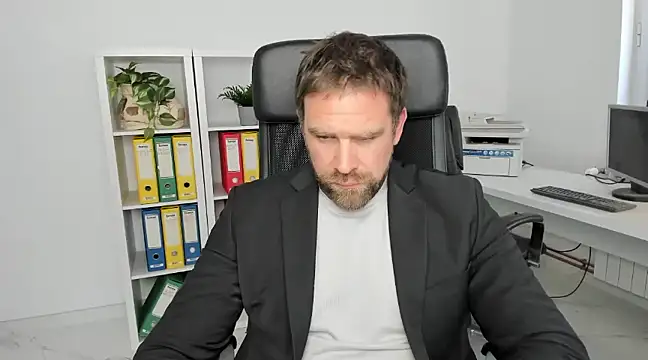 John-E-Dough online show from December 19, 2024, 7:18 am