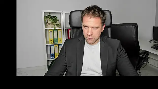 John-E-Dough online show from December 22, 2024, 4:06 am