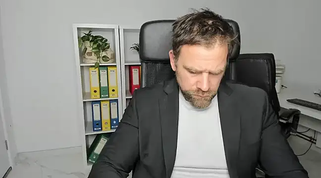 John-E-Dough online show from December 18, 2024, 3:58 am