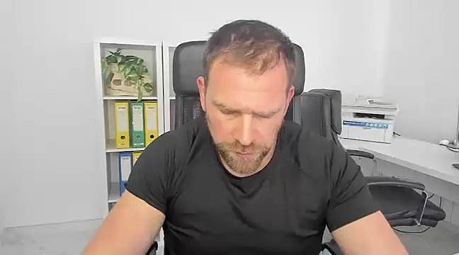 John-E-Dough online show from January 11, 2025, 8:33 am