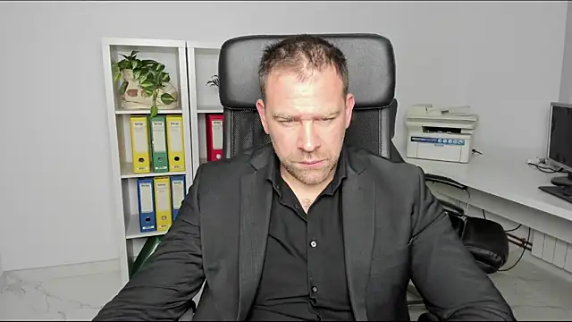 John-E-Dough online show from December 25, 2024, 5:37 am