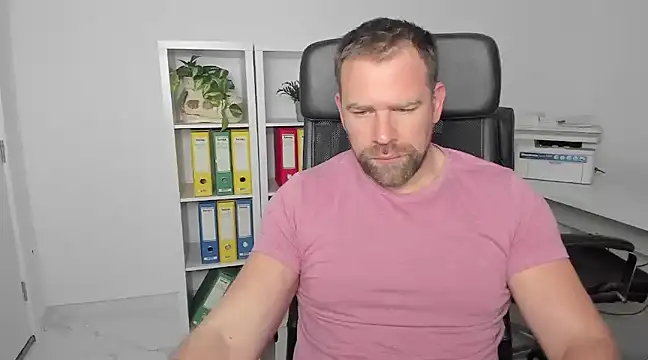 John-E-Dough online show from January 9, 2025, 4:52 am