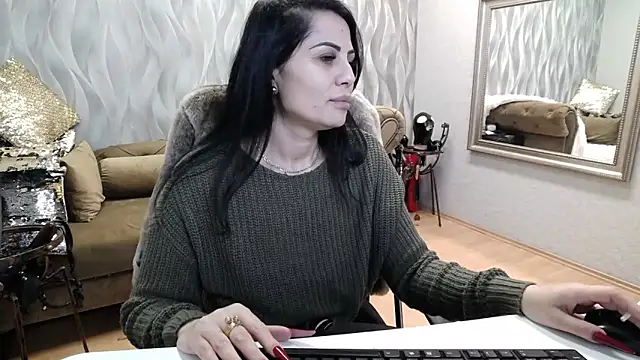 Sara Poison online show from November 10, 2025, 3:22 am